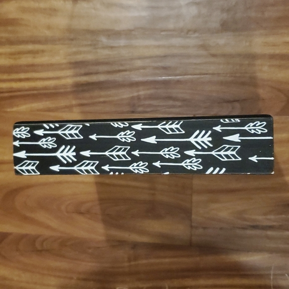 Sign - Picture 3 of 3